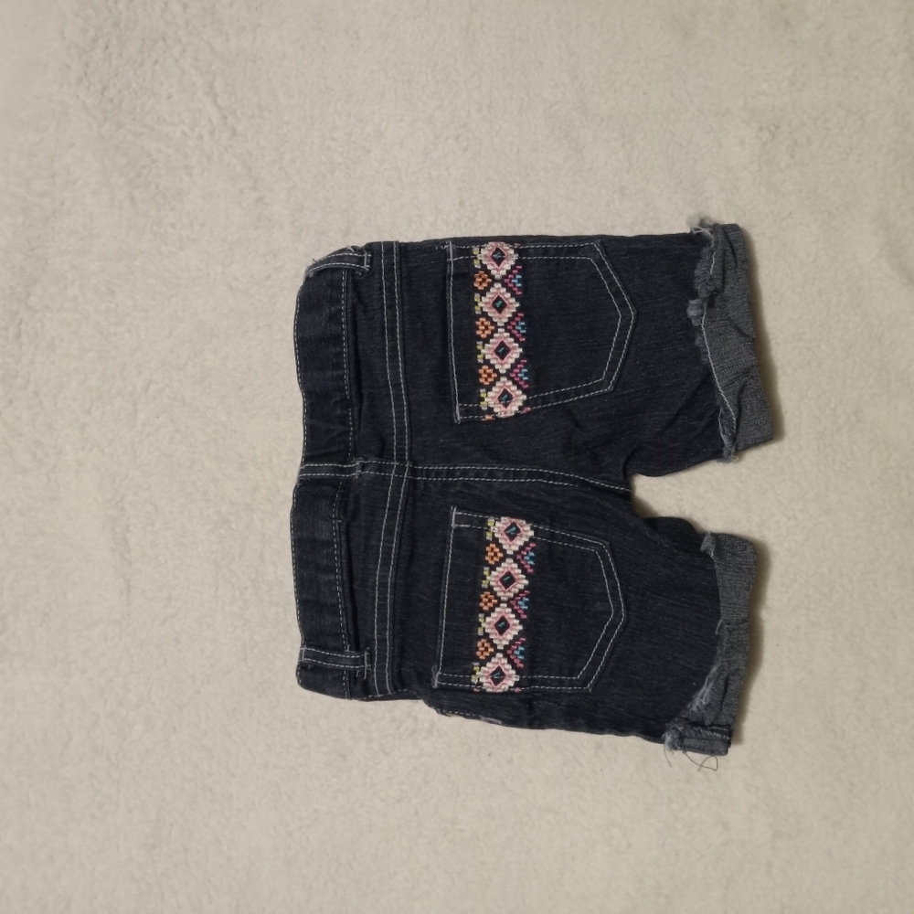 5 for $10 Healthtex Color Embroidered Dark Denim Shorts size 2T - Picture 5 of 5